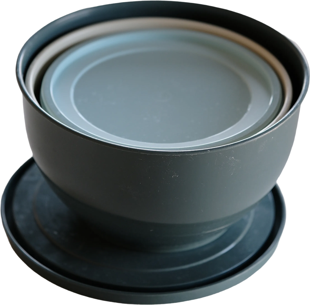 nested bowls with lids